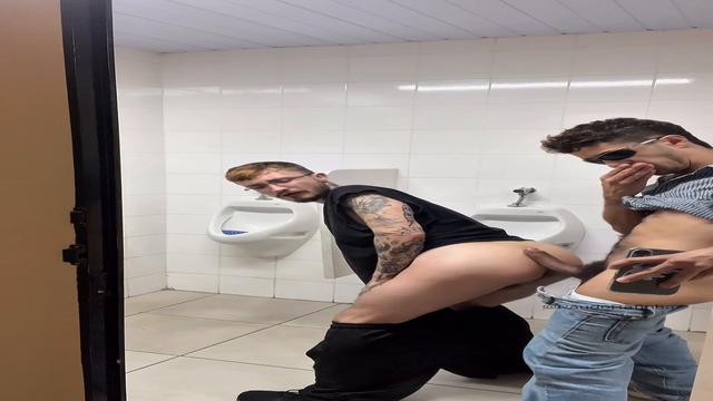 Banheirão com Hariel 2