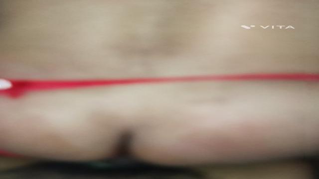 Macetando o puto cm calcinha da mulher dele