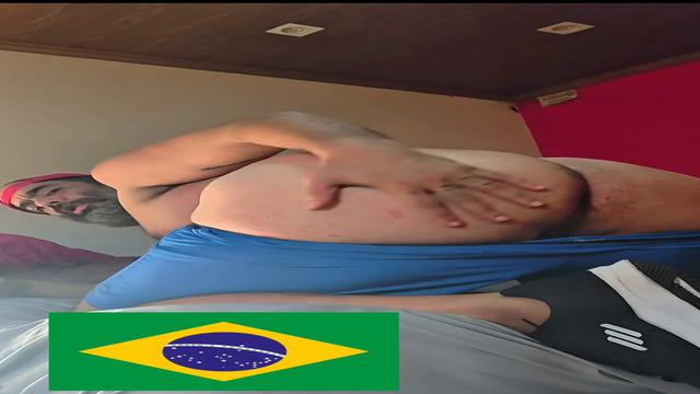 TESÃO NO RABÃO, SÓ ABAIXEI O SHORT DE FUTEBOL ⚽ 