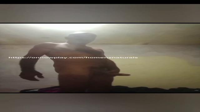 Dotado maduro falando putaria