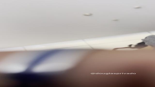 Banheirao da estação pegando fogo. Gozei gostoso no ...