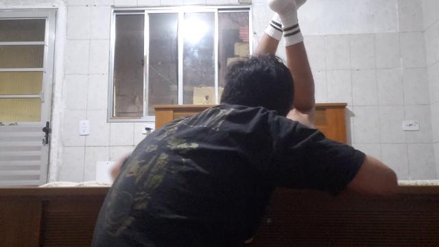 Chupando o cuzinho do mlk antes da academia