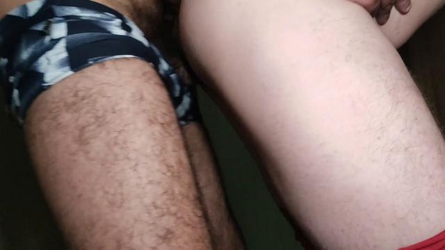 Luiggi em festa no clube de sexo 