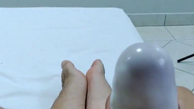 USANDO O BRINQUEDO DO AMIGO