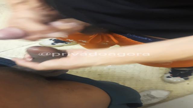 Putaria de novo no shopping center 3