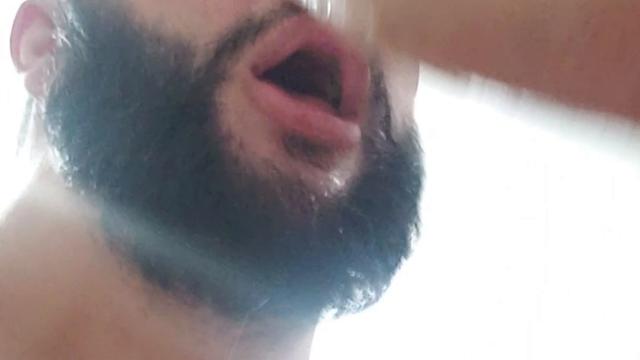 Aquela foda gostosa de domingo a tarde, na cozinha m...