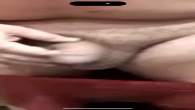 Pastor de igreja universal batendo de pau mole gordi...