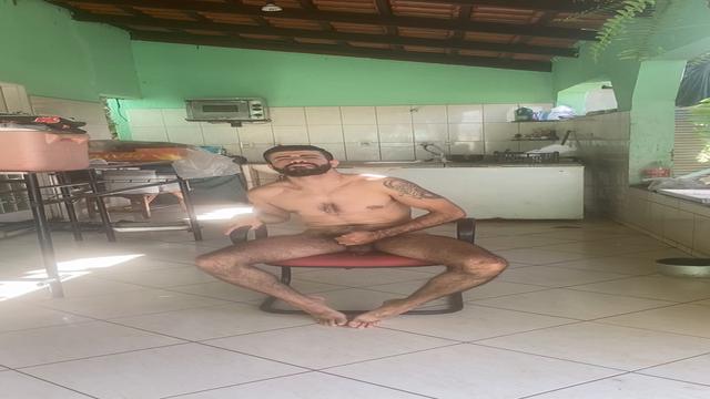 Gozando gostoso na varanda