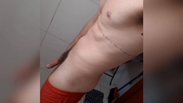 ACABOU A ÁGUA, TOMEI BANHO DO MEU PRÓPRIO MIJAO!!! 