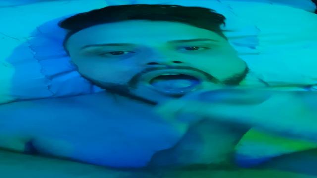 Parte 4 e por fim jorrou leitão na minha cara toda q...