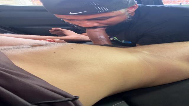 Video 558 3/6 - Brand new, horny gym guy, all hairy,...