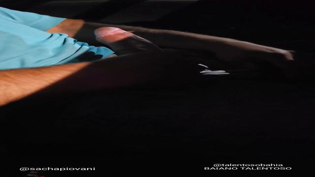 ENCONTREI ESSE TAXISTA VOLTANDO PRO PONTO DELE PAREI...