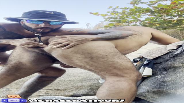 Lamber esse cuzão e meter pica pra dentro!