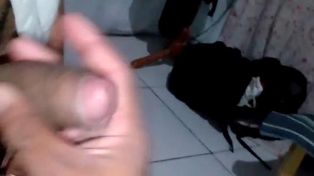 Mamando o novinho tímido 