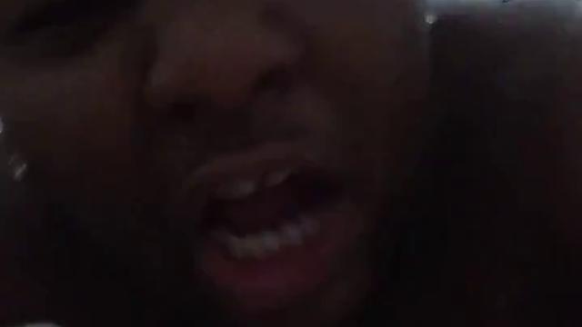 Porra esse negão fode muito !