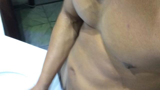 De madrugada gozando na pia do banheiro