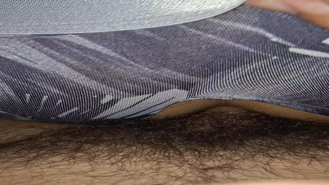 Rasguei a cueca e levou leitada 