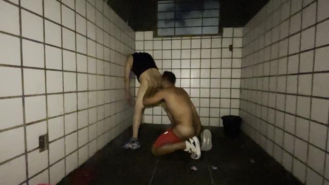 FODA NA COLOSSO, MACHO LEVOU PICA ATÉ RASGAR SEU BOGA