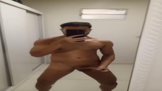 Com tesão em casa