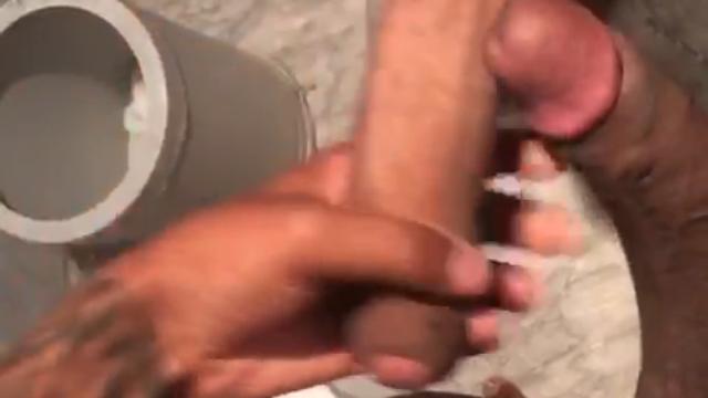 Querem Vídeo Com Amiguinhi Hetero ??