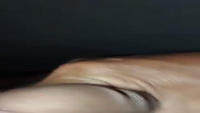 Vovô Otávio batendo uma e soltando leite na cama