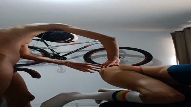 Novinho 1.90m magrão dotado