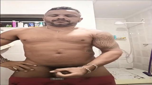 PUNHETÃO bom né PRETUU ✊????️??