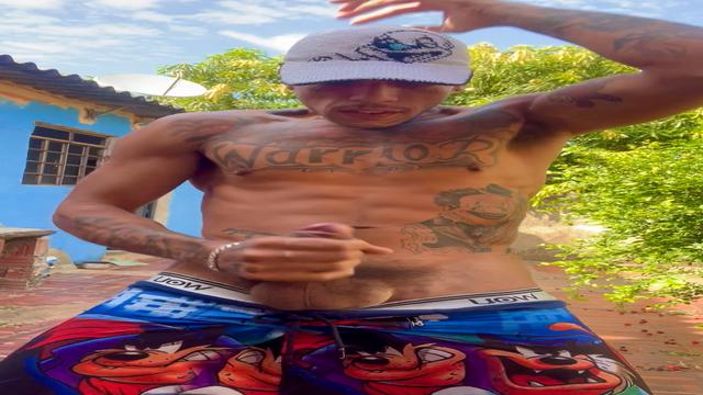 Gozada no Quintal do cafofo