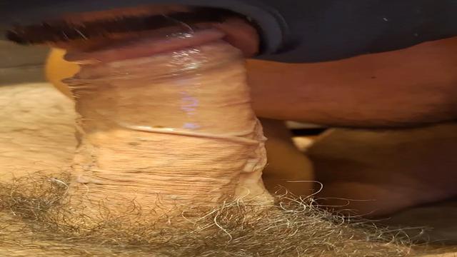 COWBOY CAVALÃO EMPRENHANDO A POTRANCA DEPOIS DO BARZ...