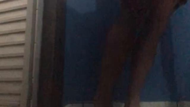 Comendo o bancário rabudo