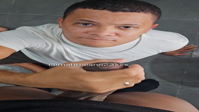 O hetero negao do pau mega grosso. 