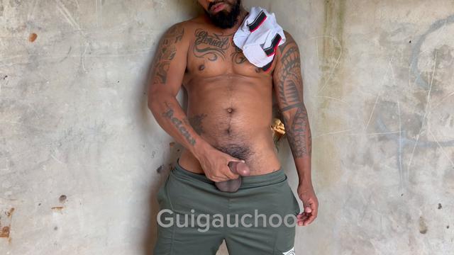 Punhetaço no mato 