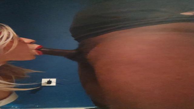 Fazendo mais um negão gozar