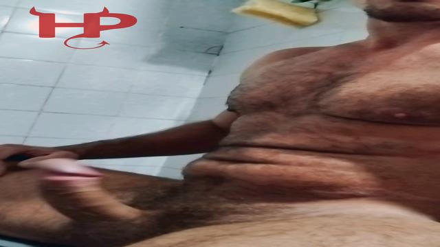 Aquele Tesão pré banho e aí tomaria banho comigo?