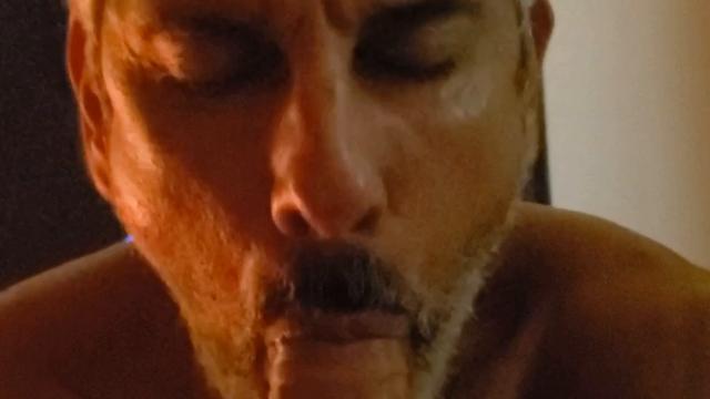 Minha put# se engasgando com minha porr#!