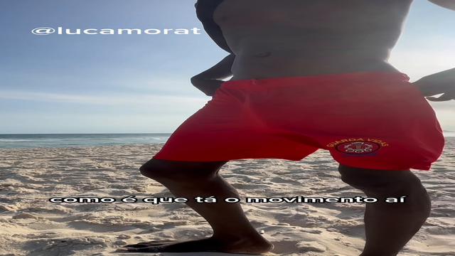 Vendedor do quiosque tava com pau marcando aproveitei pra jogar o papo 