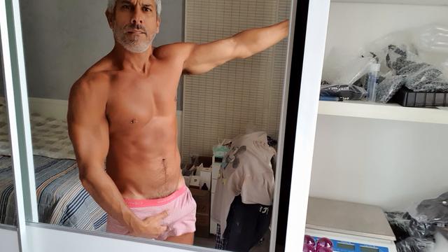 Vem me acordar? Bom dia...Come wake me up? Good Morn...