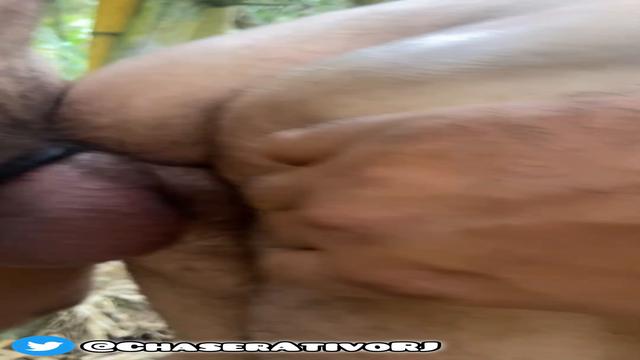 Fundendo essa bundinha gostosa no bambuzal!