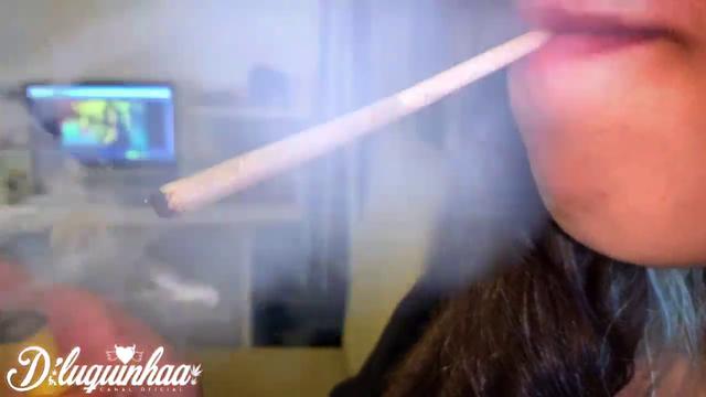 Minhas amigas maconheiras ficaram chapadinhas e fize...
