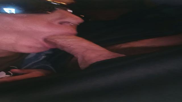 Voltando pra casa, sentei no fundo do bus e acabei g...