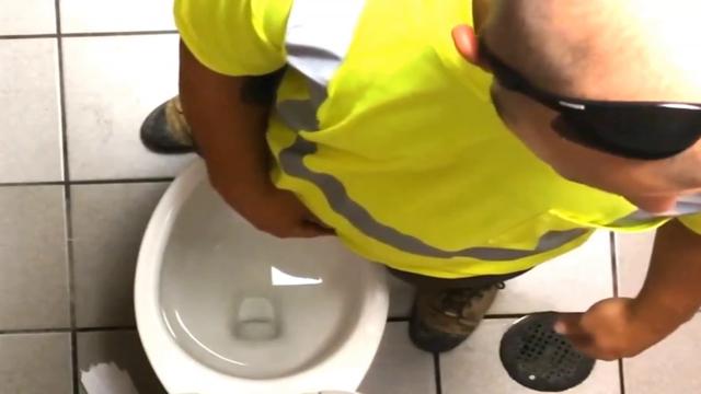 PISSING #414