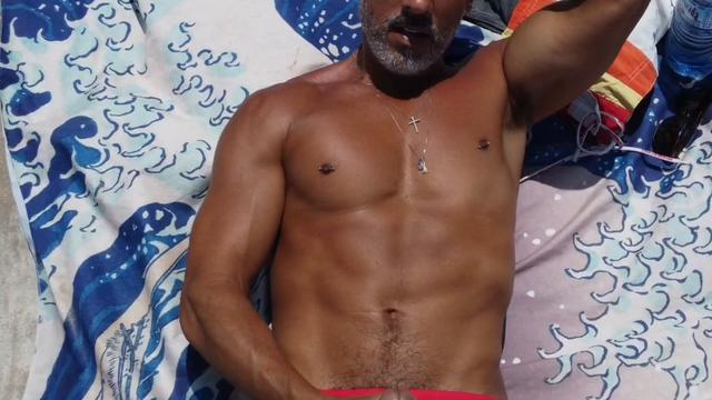 Adoraria ter você comigo na praia...