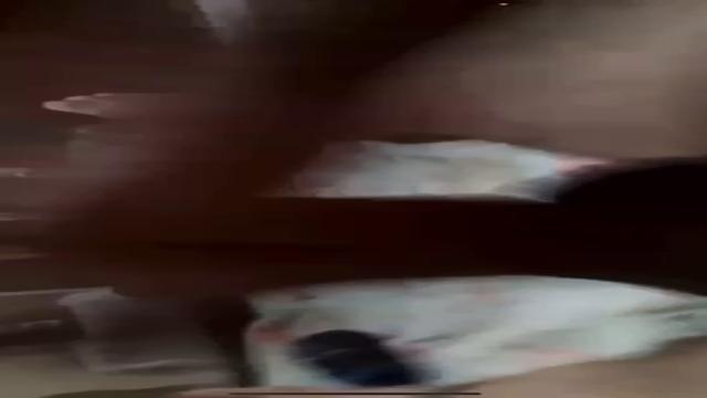 Esse é pintor .. 58 anos roludo gostoso pisca o cuzi...