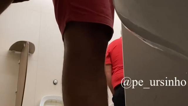 Enquanto a mulher espera… V63