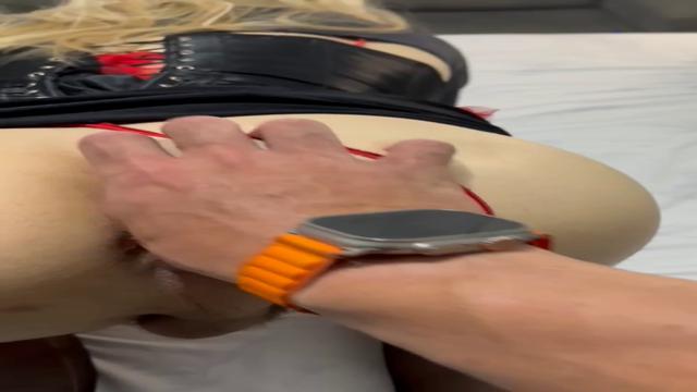 Gozou no meu rabo e dps deu a porra pra eu lamber 