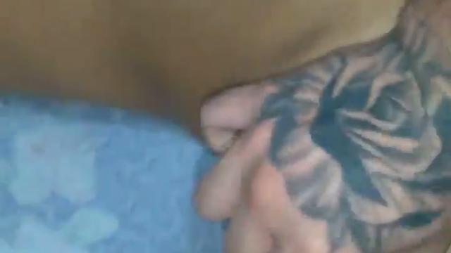 É GOSTOSO CUMER O CÚ DO DOTADO 