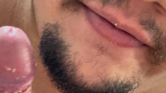 Sub faxinando meu Pau Ensebado
