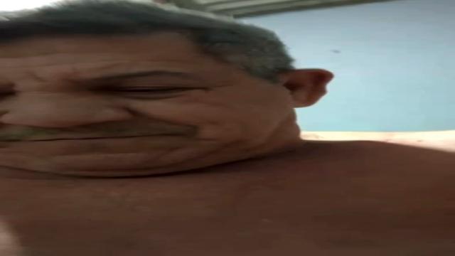 Aposentado primeira vê dele .. bateu até gozar final bom demais 