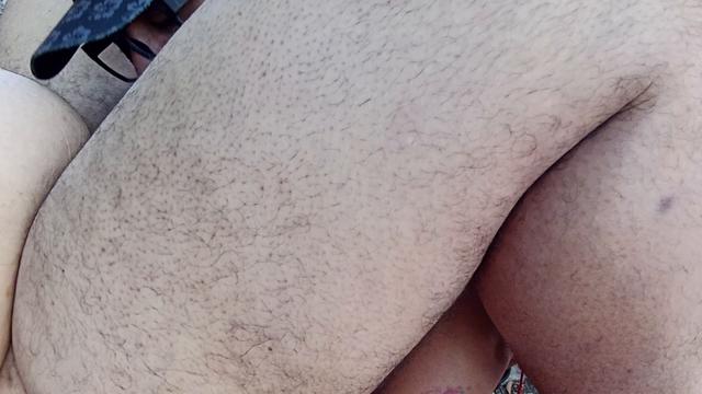 Tirando leite do meu gordão 