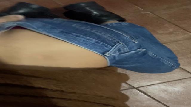 Botei o universitário de quatro pra mamar minha rola